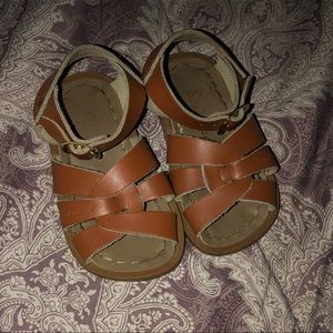 Salt Water Sandals Brown Size 5